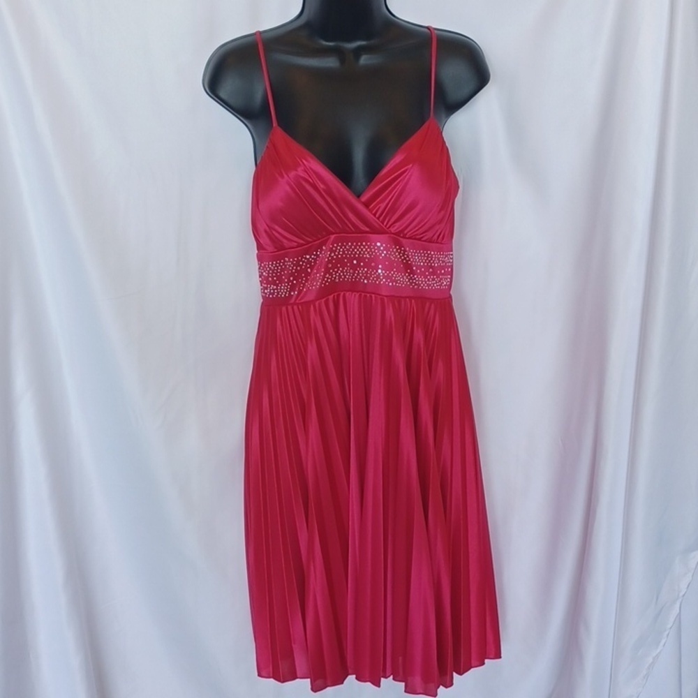 Taboo Dark Pink Dress, spagetti strap, Pleated skirt, 15" ptp, 15" waist, 37" lg